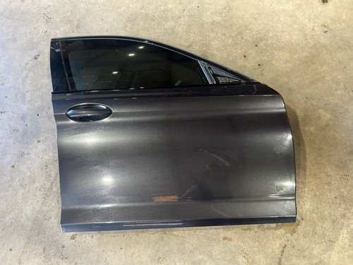 2019 - 2023 OEM BMW G30 540i 540 FRONT RIGHT RH PASSENGER DOOR ASSEMBLY A90 GRAY