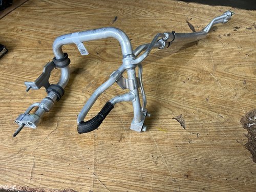 2021-2024 OEM ESCALADE SUBURBAN TAHOE YUKON AC A/C Refrigerant Heat Suction Hose