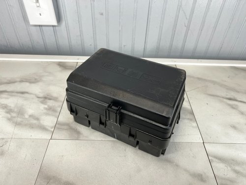 2022 - 2024 OEM CADILLAC ESCALADE ESV FUSE JUNCTION BOX 85138826
