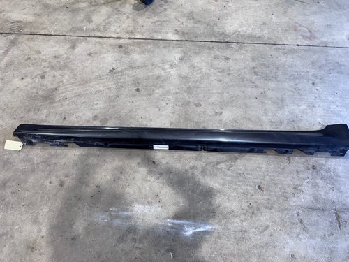 2017-2023 OEM BMW 540I G30 LEFT DRIVER SIDE ROCKER PANEL MOLDING A90 GREY