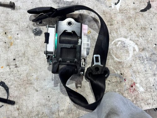 2013-2016 OEM Audi A4 B8.5 FRONT RIGHT RH PASSENGER SEAT BELT SEATBELT RETRACTOR