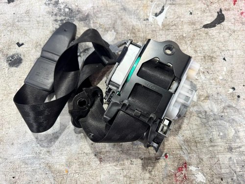 2013 - 2016 OEM Audi A4 B8.5 FRONT LEFT LH DRIVER SEAT BELT SEATBELT RETRACTOR