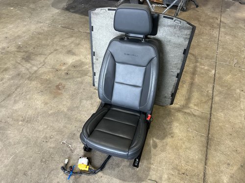 2021-2025 OEM GMC YUKON DENALI FRONT PASSENGER COMPLETE SEAT W/ DISPLAY -  BLACK