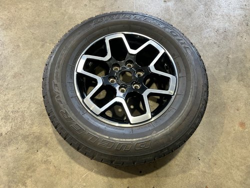 NEW TAKE OFF OEM Ford Machined Black Bronco WHEELS R18 18x7.5 W/ TIRE 255/70