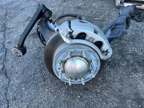 20-25 OEM SIERRA SILVERADO 2500 3500 FRONT LEFT KNEE SUSPENSION CALIPER KNUCKLE