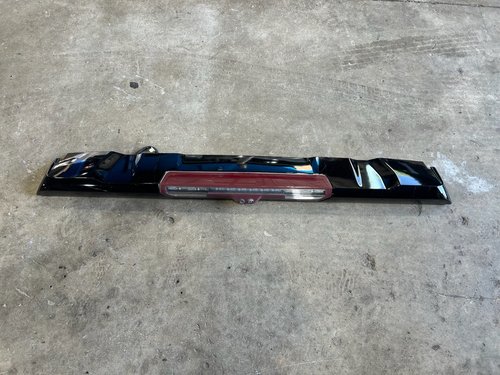 20 - 25 OEM GMC SIERRA 2500 3500 ROOF SPOILER DUAL CAMERA 3RD BRAKE LAMP LIGHT