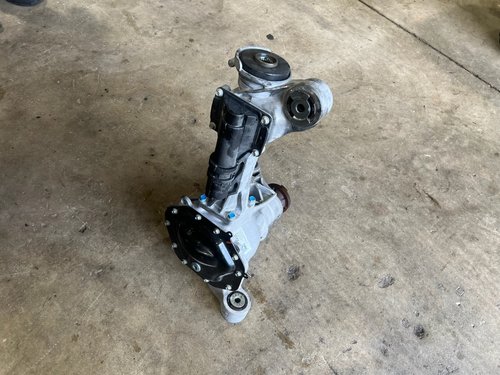 23-24 OEM YUKON TAHOE SUBURBAN SILVERADO 1500 4WD FRONT DIFFERENTIAL 3.23 RATIO