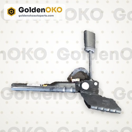 21 - 24 OEM GMC YUKON RIGHT RH PASSENGER Seat Belt Pre-Tensioner