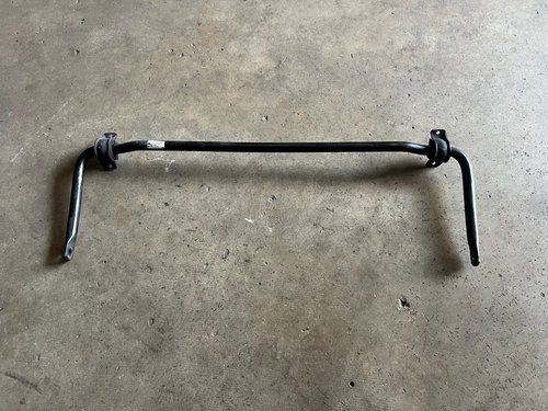 21-24 OEM CADILLAC ESCALADE SUBURBAN TAHOE YUKON Rear Stabilizer Shaft 84759529