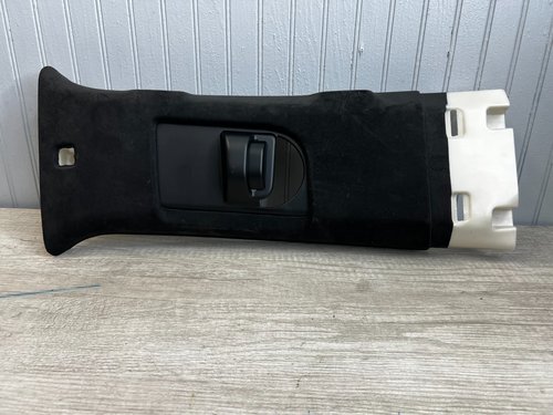 2022-2024 OEM CADILLAC ESCALADE ESV RIGHT RH B PILLAR TRIM COVER SUEDE JET BLACK
