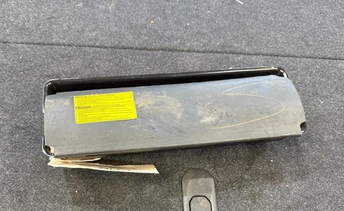 2014 2015 2016 2017 2018 OEM JEEP CHEROKEE KNEE