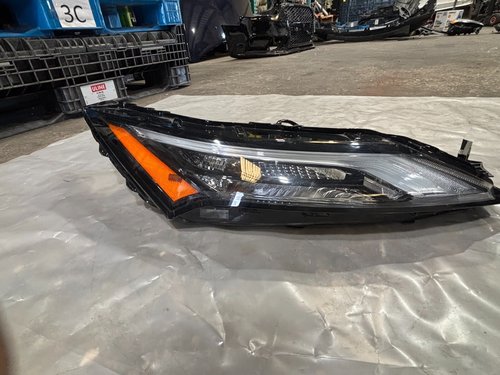 2021 2022 2023 Nissan Rogue OEM RH Right Headlight Daytime Running Light DRL