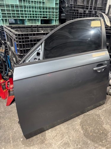2009-2016 OEM AUDI A4 B8 FRONT LEFT LH DRIVER SIDE DOOR W/ GLASS GRAY - PERFECT