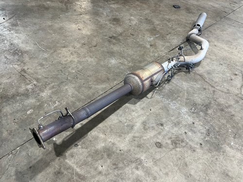 2020 - 2023 OEM GMC SIERRA 2500 HD DIESEL CREW CAB 6.6L V8 EXHAUST SYSTEM PIPE
