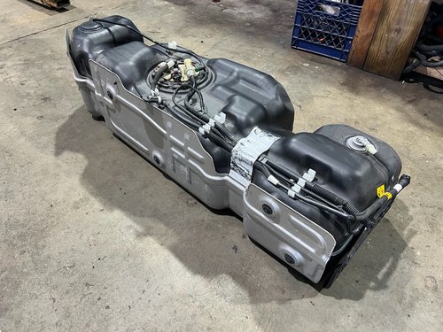 2021 - 2024 OEM CADILLAC ESCALADE GAS FUEL TANK