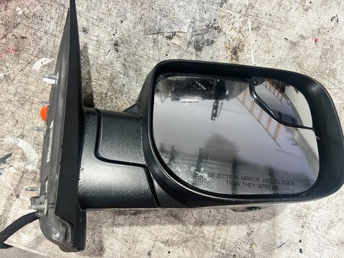 2019 - 2022 OEM RAM 1500 RIGHT SIDE VIEW DOOR MIRROR WITH CAMERA  TURN SIGNAL