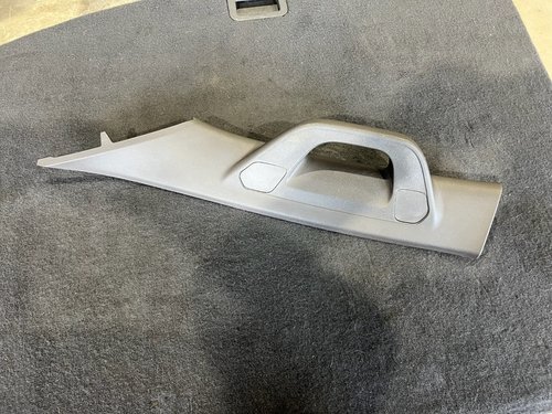 2020-2023 OEM GMC SIERRA DENALI 2500 3500 LH LEFT FRONT PILLAR TRIM COVER BROWN