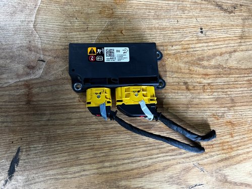 2019-2023 OEM GMC SIERRA 2500 3500 CHASSIS BODY CONTROL MODULE 13534411