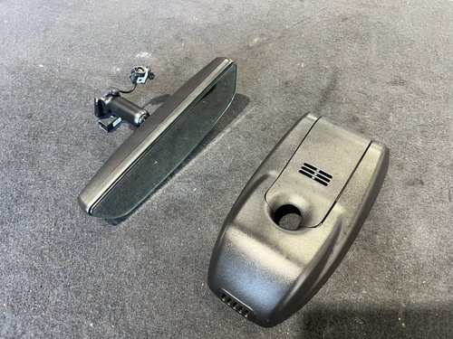 20-23 OEM Sierra 2500 3500 Interior Rear View Mirror W/ DISPLAY SCREEN 13532977