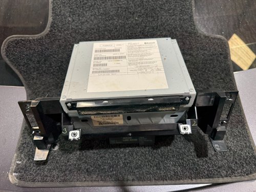 2010-2015 OEM LAND ROVER JAGUAR AM FM RADIO CD PLAYER RECEIVER BF6N-18C815-JH