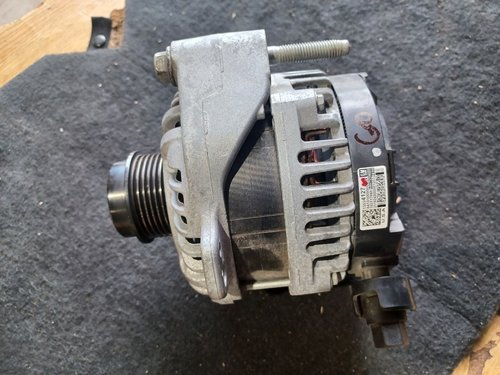20-23 OEM SIERRA SILVERAD0 2500 3500 SAVANA EXPRESS Duramax Diesel Alternator