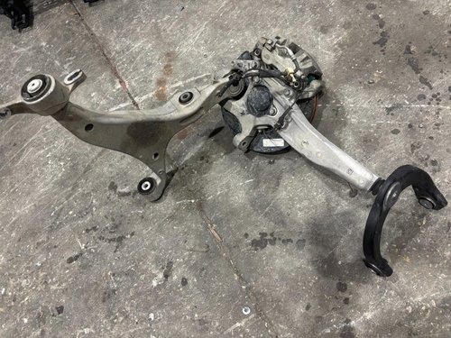 18-22 OEM JEEP GRAND CHEROKEE 4X2 Front RIGHT Knee Assembly 2WD CALIPER KNUCKLE