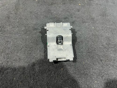 2017 - 2024 OEM MASERATI LEVANTE FRONT WINDSHIELD LANE ASSIST CAMERA 68290304AE