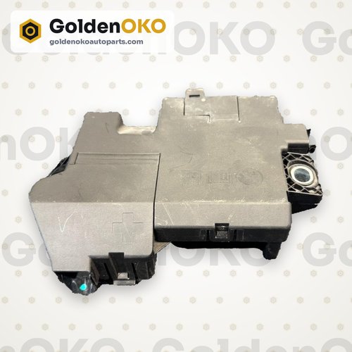 2019 - 2024 OEM VOLVO XC40 BATTERY POSITIVE TERMINAL JUNCTION FUSE BOX 32200334