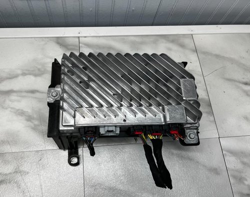 2021 - 2024 OEM CADILLAC ESCALADE ESV RADIO AMP AMPLIFIER 85578804