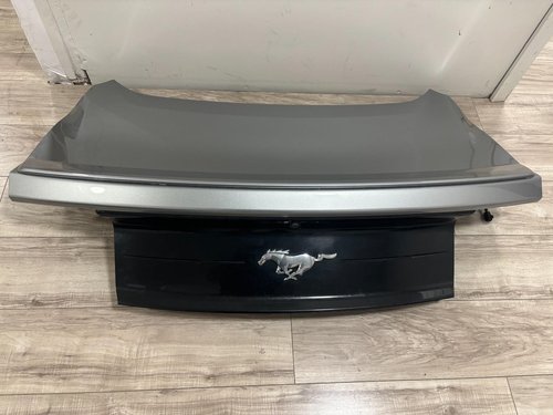 OEM 2018 2019 2020 2021 2022 2023 FORD MUSTANG Trunk Lid Hatch JS Iconic Silver