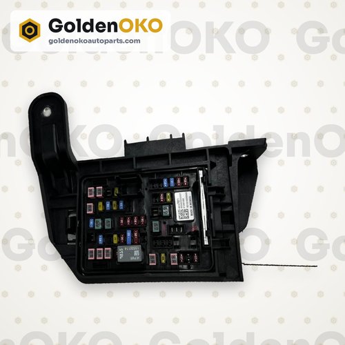 2021-2024 OEM CADILLAC ESCALADE REAR BODY WIRING HARNESS JUNCTION FUSE BOX