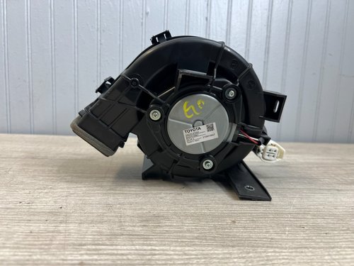 2019 - 2024 OEM TOYOTA Corolla Hybrid BATTERY COOLING BLOWER MOTOR G9230-47050