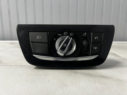 2017 - 2020 OEM BMW F90 M5 G30 540i G32 Headlight Switch Control Light Module