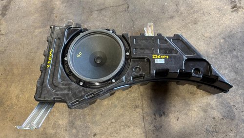 2018 - 2024 OEM FORD EXPEDITION REAR SUBWOOFER SPEAKER JL1T-19A067-DD