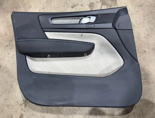 2019 - 2024 OEM VOLVO XC40 REAR FRONT DRIVER SIDE DOOR PANEL TRIM COVER
