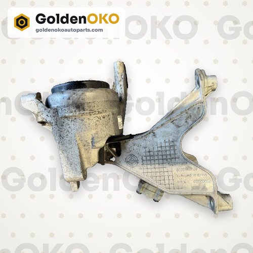 2018 - 2023 OEM PORSCHE PANAMERA 4.0 TURBO LEFT LH ENGINE MOUNT BRACKET