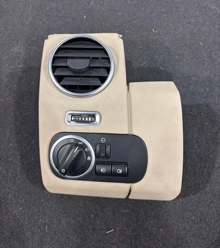 2013 - 2016 Land Rover LR4 Left AC Vent Driver Side Light Switch AH22-13A024-AC