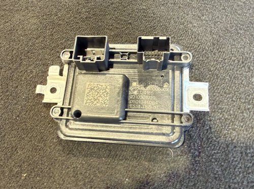 2021-2024 OEM CADILLAC ESCALADE ECU CHASSIS COMPUTER CONTROL ASM MODULE 85103464