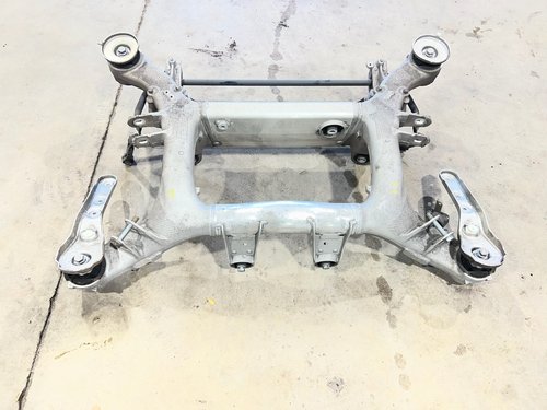 18-23 OEM BMW 540I XDRIVE G30 AWD REAR FRAME SUBFRAME CROSSMEMBER 29K MILES