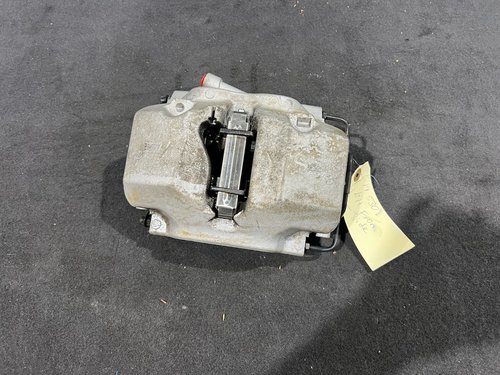 2017 - 2023 OEM BMW G30 540i 530i LEFT LH DRIVER SIDE FRONT BRAKE CALIPER