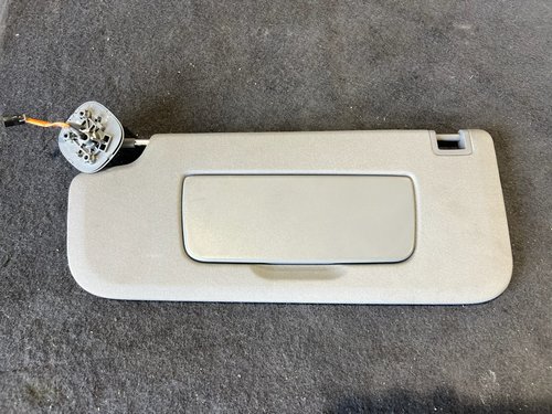 2020 - 2023 OEM GMC Sierra 2500 3500 Denali LH Driver Light Sun Visor GRAY