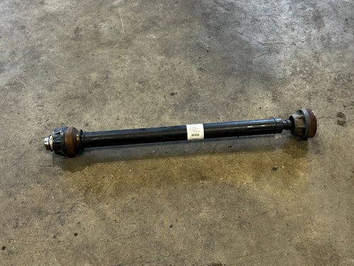 2022-2024 OEM CADILLAC ESCALADE ESV 4X4 FRONT AXLE PROPELLER SHAFT -2300 MILES