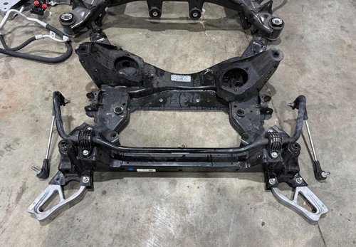 2019-2023 OEM BMW X3 G01 FRONT SUBFRAME K FRAME ENGINE CRADLE -  9K MILES