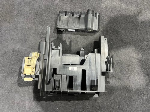 17-23 OEM BMW 540I 530i G30 INTEGRATED SUPPLY POWER DISTRIBUTION CONTROL MODULE