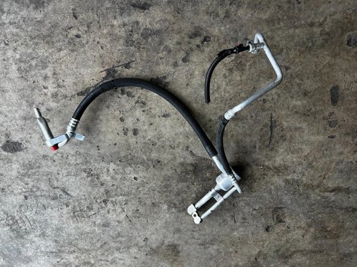 2021 - 2024 OEM CADILLAC ESCALADE FRONT AC Refrigerant Discharge SUCTION HOSE