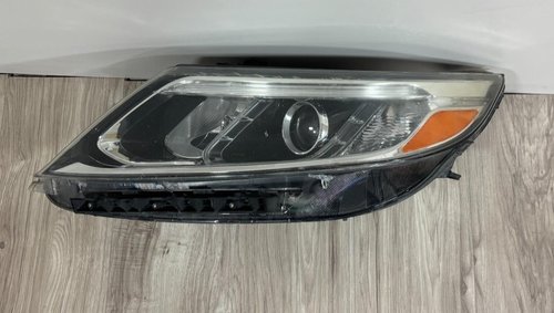 2014 2015 KIA SORENTO LEFT LH DRIVER HEADLIGHT  OEM