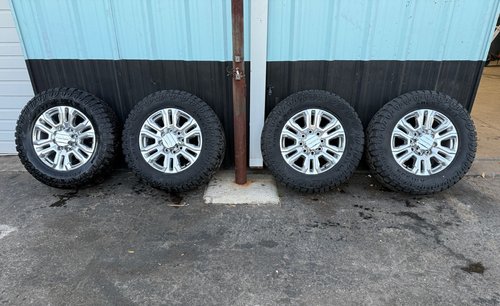 OEM 20" GMC SIERRA 2500 3500 DENALI WHEEL WHEELS RIM RIMS TIRES SET NO DAMAGE