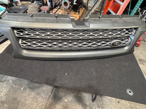 OEM 2010-2013 LAND ROVER RANGE ROVER SPORT L320 UPPER GRILLE GRILL ORKNEY GREY