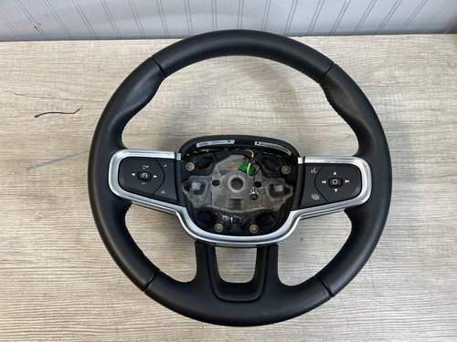 2019 - 2024 OEM VOLVO XC40 LEATHER STEERING WHEEL W/ BUTTON BUTTONS