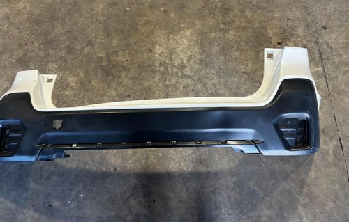2020 - 2022 OEM SUBARU OUTBACK REAR BUMPER  57704AN31A